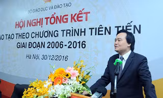 Bộ trưởng Bộ GD&ĐT Phùng Xuân Nhạ cho biết, thời gian tới ĐH công lập và ngoài công lập sẽ cạnh tranh bình đẳng. Ảnh : Nghiêm Huê