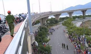 Cầu Thuận Phước.