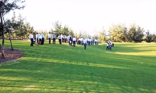 Tại FLC Quynhon Golf Links, các gôn thủ sẽ có những trải nghiệm tuyệt vời giữa biển trời mênh mông.