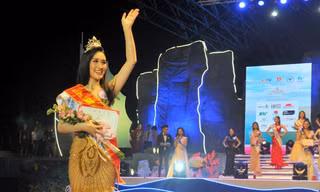 Nguyễn Phương Anh đăng quang Người đẹp Hạ Long 2018