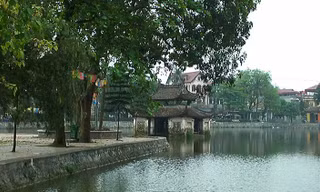 Chùa Thầy có kiến trúc nghệ thuật rất đặc sắc.