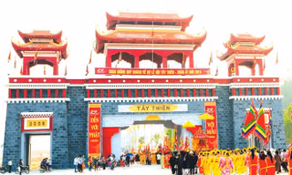 Lễ hội Quốc Mẫu Tây Thiên diễn ra từ ngày mùng 8 tháng Giêng đến ngày 17/2 Âm lịch hàng nãm. Ảnh: Lê Tâm