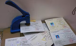 Trưởng Công an xã dùng bằng giả