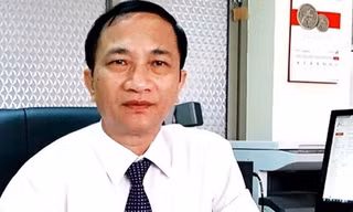 TS Hoàng Ngọc Vinh