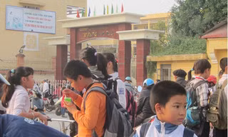 Báo động đồ ăn siêu rẻ trước cổng trường