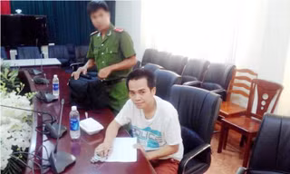 Nghi can Cường cầm đầu đường dây tại cơ quan điều tra. Ảnh Việt Văn