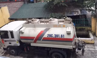 Bỏ lọt tội phạm vụ buôn lậu hơn 8 nghìn lít xăng?