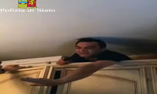 Antonio Pelle bị bắt khi đang trốn trong phòng bí mật tại nhà riêng ở Bovalino.