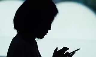 Thiếu nữ suýt bị mù vì xem quá nhiều phim Hàn Quốc