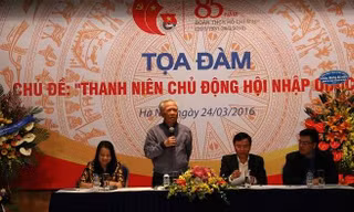 Nguyên Phó thủ tướng Vũ Khoan phát biểu tại toạ đàm