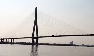 Cần Cần Thơ, nơi nghi can Tài tự vẫn sau khi đâm bạn gái 