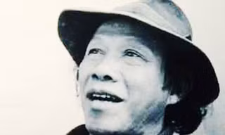 Thu Bồn thi sĩ