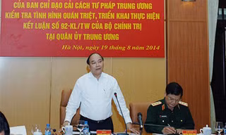 Phó Thủ tướng Nguyễn Xuân Phúc trong buổi làm việc với Quân ủy Trung ương.