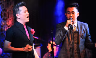 Dương Triệu Vũ và Mr. Đàm vẫn diễn cực sung dù bị ghép ảnh hôn nhau ngay trước khi lên sân khấu.