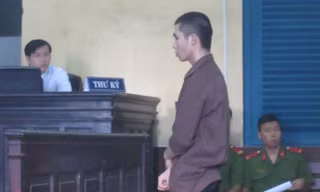 Bị cáo Hoàng Văn Ban tại tòa án