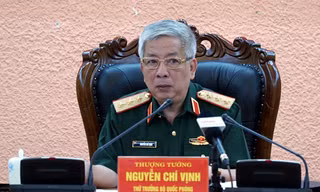  Thượng tướng Nguyễn Chí Vịnh - Ủy viên T.Ư Đảng, Ủy viên Thường vụ Quân ủy Trung ương, Thứ trưởng Bộ Quốc phòng.