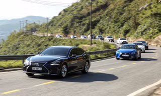 Hành trình chinh phục đèo Hải Vân cùng Lexus IS