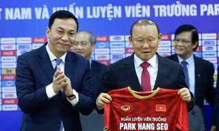 Sắc thái Park Hang Seo trong buổi ký hợp đồng mới với VFF
