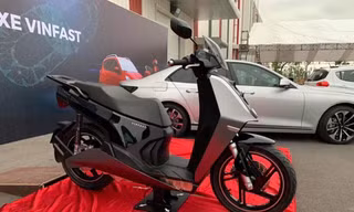 Xe máy điện lạ lẫm của VinFast lộ diện