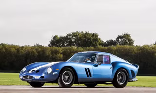 Siêu xe Ferrari cổ bán đấu giá hơn 70 triệu USD