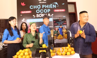Chợ phiên OCOP Sơn La chốt hơn nghìn đơn hàng trong livestream 