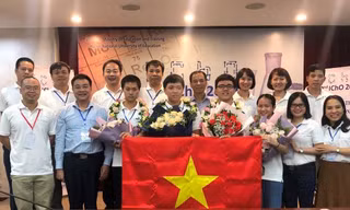 Cả bốn học sinh Việt Nam tham gia Olympic Hoá học quốc tế đoạt Huy chương Vàng