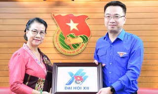 Bí thư Trung ương Đoàn Nguyễn Tường Lâm tiếp nguyên cán bộ Trung ương Đoàn TNNDCM Lào