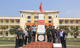 Khánh thành công trình thanh niên Cột mốc Trường Sa tại Trường Quân sự Quân khu 2