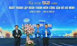 Xây dựng thế hệ trẻ làm chủ khoa học công nghệ, liêm chính, trong sạch