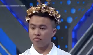 Nam sinh Hà Nội ngược dòng kịch tính giành vòng nguyệt quế Đường lên đỉnh Olympia