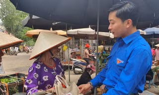 Tuổi trẻ Thái Nguyên triển khai 'Chợ dân sinh không dùng túi nilon' hưởng ứng Chiến dịch tình nguyện Hè 2024
