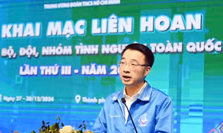 Khai mạc Liên hoan câu lạc bộ, đội, nhóm tình nguyện toàn quốc lần thứ III: Hội tụ các thủ lĩnh giàu lòng nhân ái