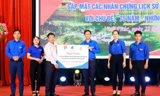 Tuổi trẻ Vĩnh Phúc gặp mặt các nhân chứng lịch sử