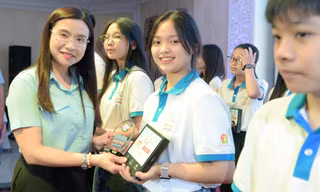 Nhóm đại biểu Quốc hội trẻ, Bí thư T.Ư Đoàn gặp 263 đại biểu 'Quốc hội trẻ em'