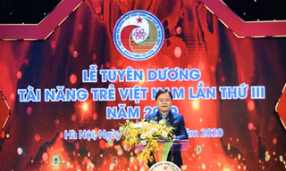 Mỗi người trẻ cần phát huy ý chí, chung tay kết nối toàn cầu
