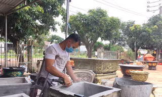 Chàng thanh niên Ê đê 'tỏa sáng nghị lực Việt'