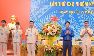 Thiếu tá Bùi Mạnh Hùng tái đắc cử Bí thư Đoàn Công an Hà Nội