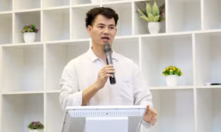 NSƯT Xuân Bắc chia sẻ tại chương trình