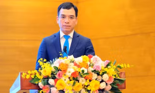 TS Hà Anh Đức - Chủ tịch Hội Thầy thuốc trẻ Việt Nam làm Phó chủ tịch Hội LHTN Việt Nam.