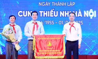 Cung Thiếu nhi Hà Nội vinh dự nhận nhiều khen thưởng dịp 70 năm thành lập