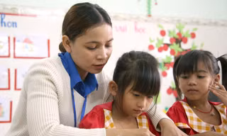Giáo viên dân tộc thiểu số vượt khó gieo chữ trên quê hương