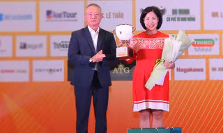 144 golfer doanh nhân trẻ 'so gậy' chào mừng giải thưởng Sao Vàng đất Việt