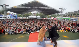 Hoàng tử tình ca cùng sinh viên phiêu với 'Sóng Festival'