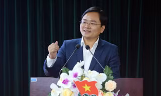 Bí thư thứ nhất T.Ư Đoàn gặp mặt Trưởng cơ quan đại diện Việt Nam tại nước ngoài
