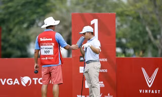 Cặp đôi golfer - caddie đặc biệt trong Giải Vô địch Golf Quốc gia năm 2023 – Cúp VinFast 