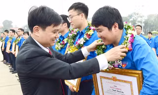 Đoàn Thanh niên Bộ Giao thông vận tải vinh danh 19 đảng viên trẻ tiêu biểu