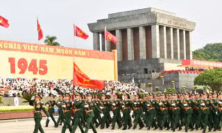 Bảng lương sĩ quan quân đội áp dụng từ 1/7/2023