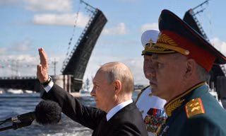 Tổng thống Putin nói Hải quân Nga sẽ nhận 30 tàu chiến trong năm nay