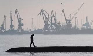 Ukraine: Nổ lớn trên biển gây chết người ở Mariupol, nghi do thủy lôi