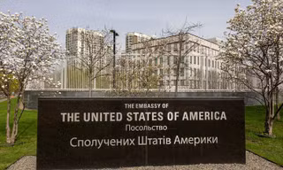 Đại sứ quán Mỹ thúc giục công dân rời khỏi Ukraine